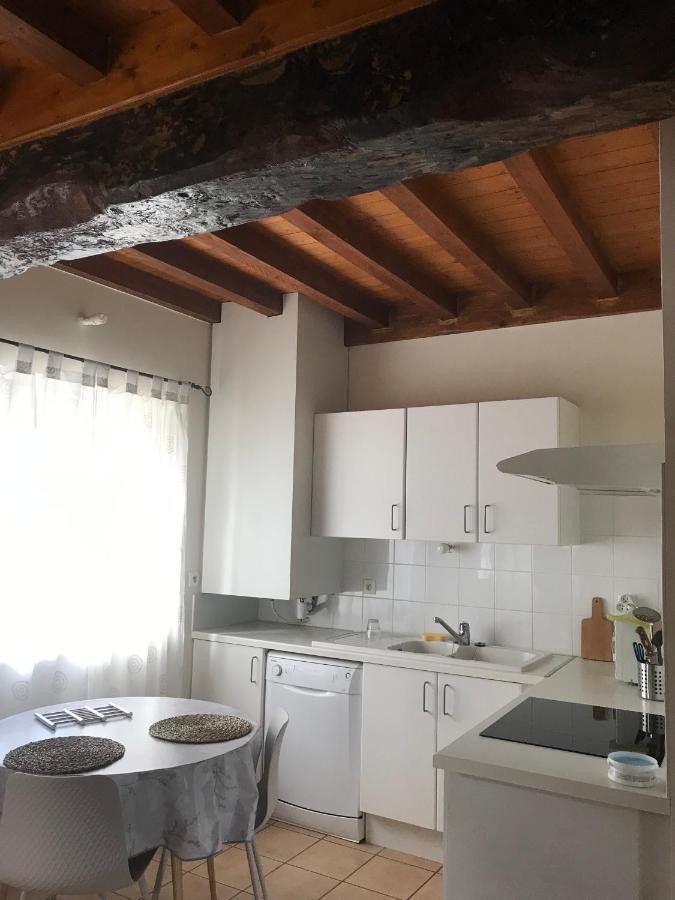 Le Relais De La Godasse Reyrieux Екстериор снимка